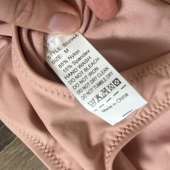 NWT Envya (Fashion Nova) Jalen Solid Bikini in Blush size M - Picture 4 of 6